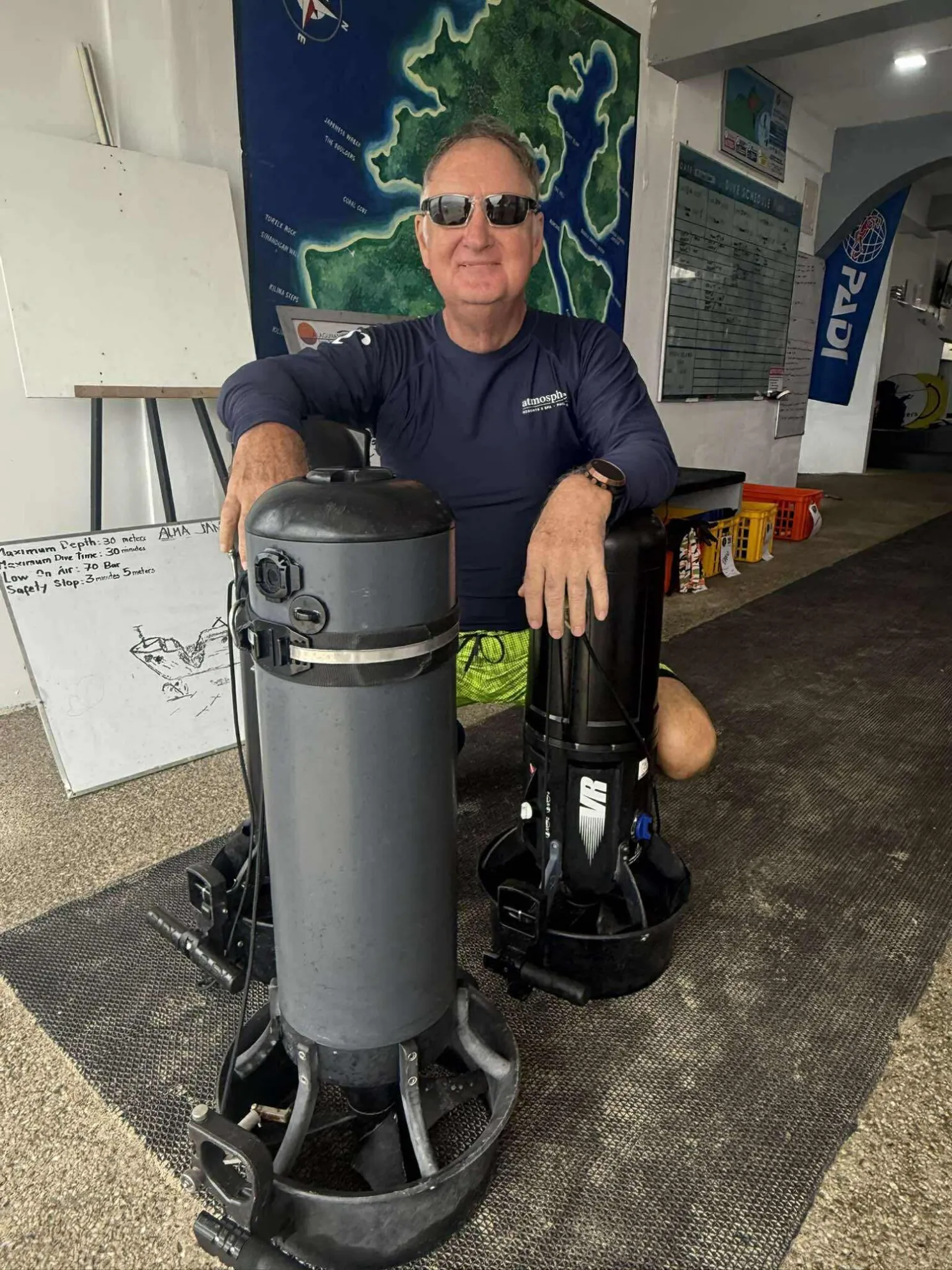 Diver Propulsion Vehicle course at LLV Divers
