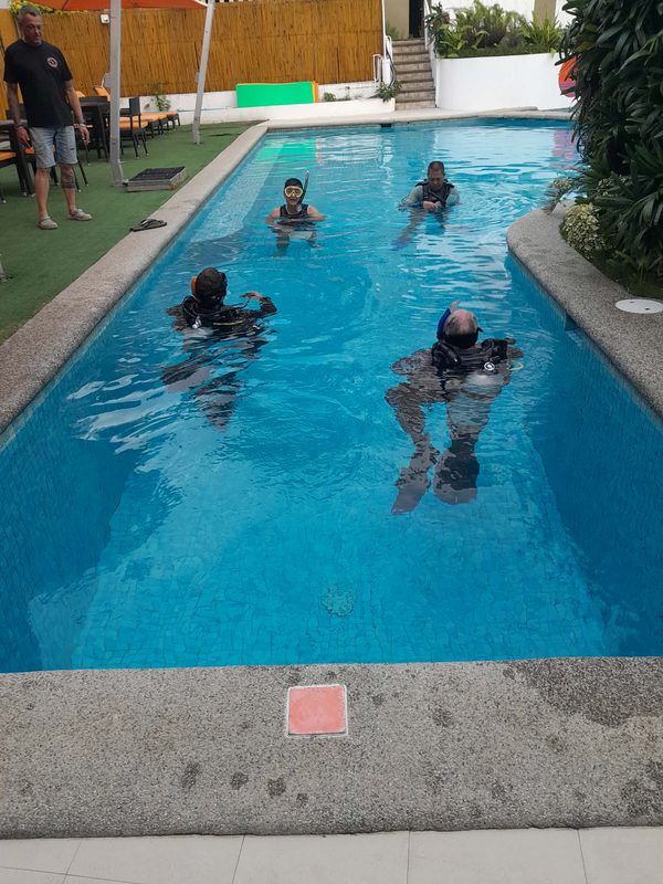 Confined water training session
