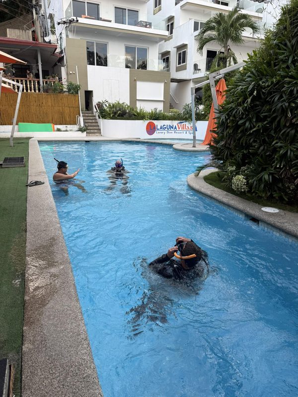 Confined water dive training in resort pool