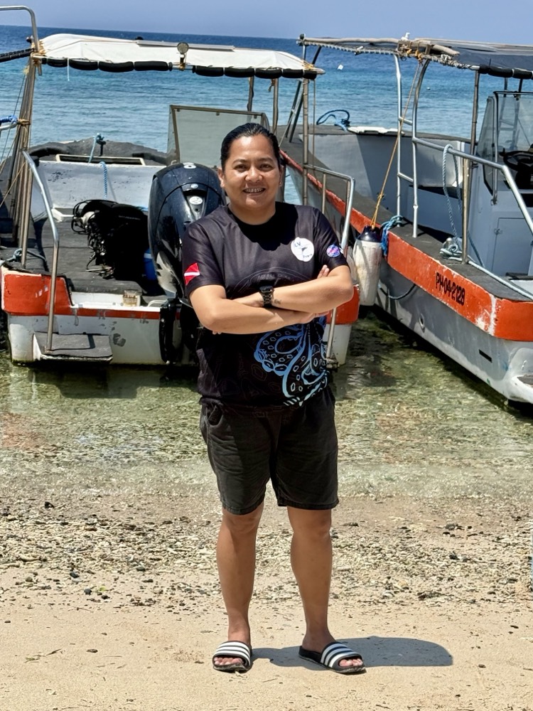 Jessica Atienza, PADI Master Instructor and IDC Staff Instructor at Lalaguna Villas