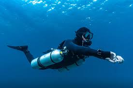 Sidemount Diver course at LLV Divers