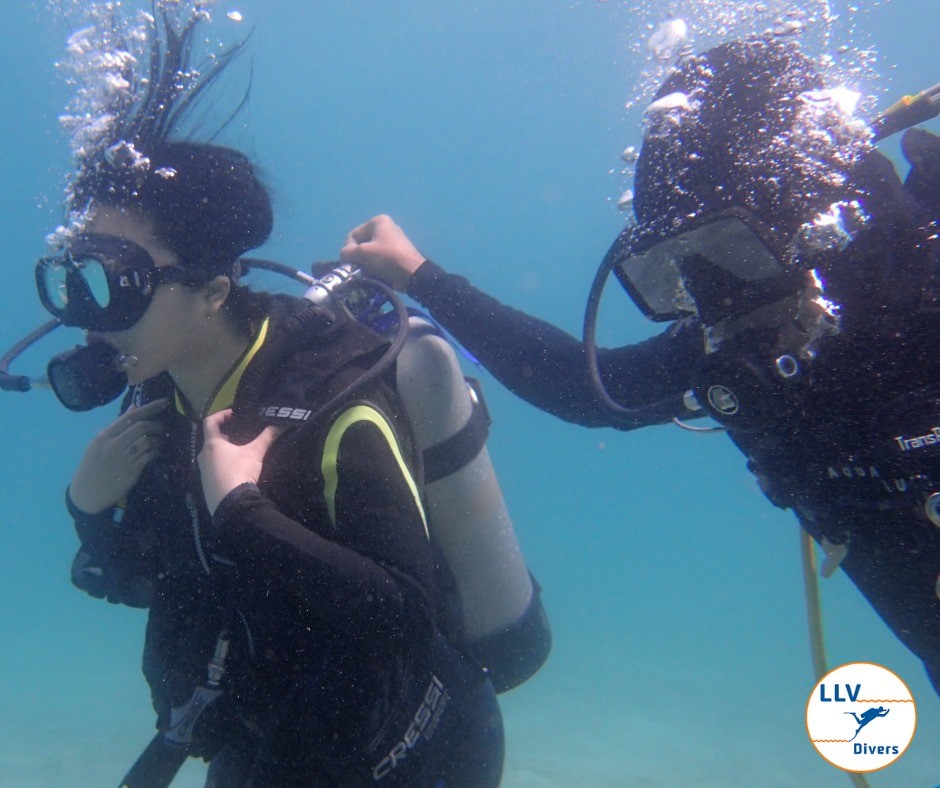 In the open water dive of a Discover Scuba Diver course your instructor will always be in contact with you