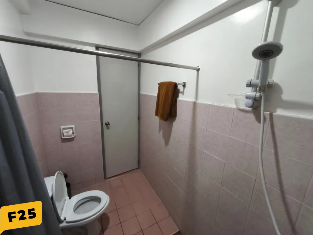 Standard Room F25 at Lalaguna Villas Puerto Galera, photo 8 of 9